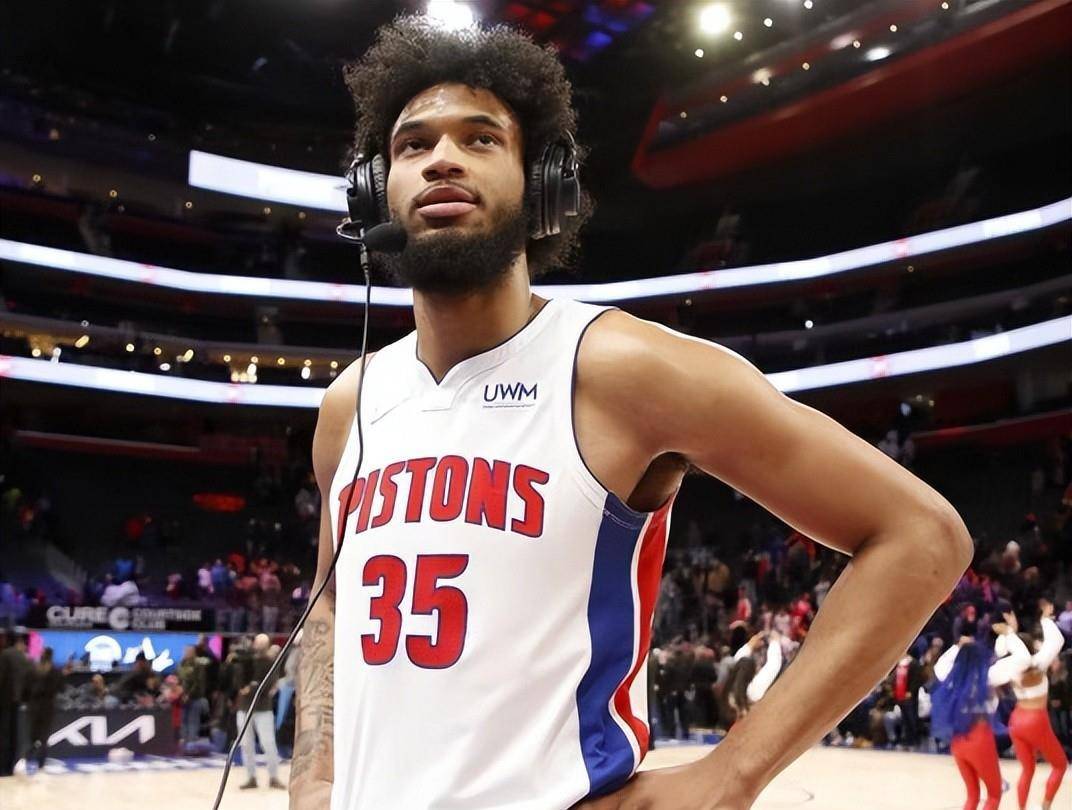 短传配合和 短传配合和